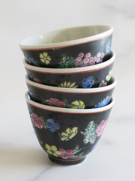 ��5/6�܂ō��`�ŏo���������킽���R-2���i�������g���uBlackflower�^���t�v 2