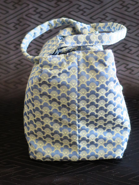 ������o�b�O�u���v 2